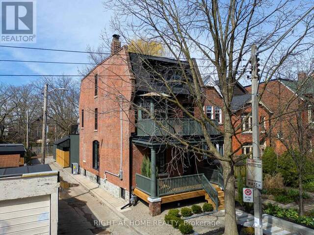 160 HOWLAND AVENUE Toronto Ontario