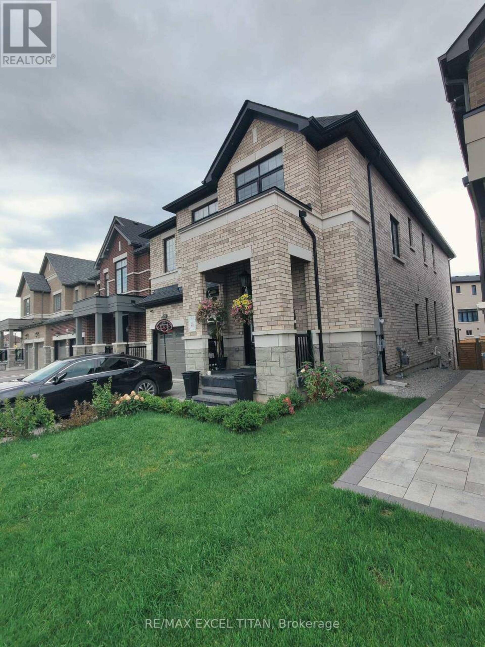 460 MACTIER DRIVE Vaughan 