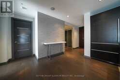 2109 - 180 UNIVERSITY AVENUE Toronto 