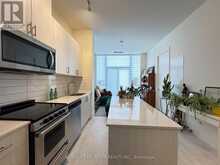 807 - 509 DUNDAS STREET W Oakville