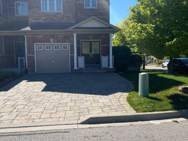 96 HAWKES DRIVE Richmond Hill  Ontario