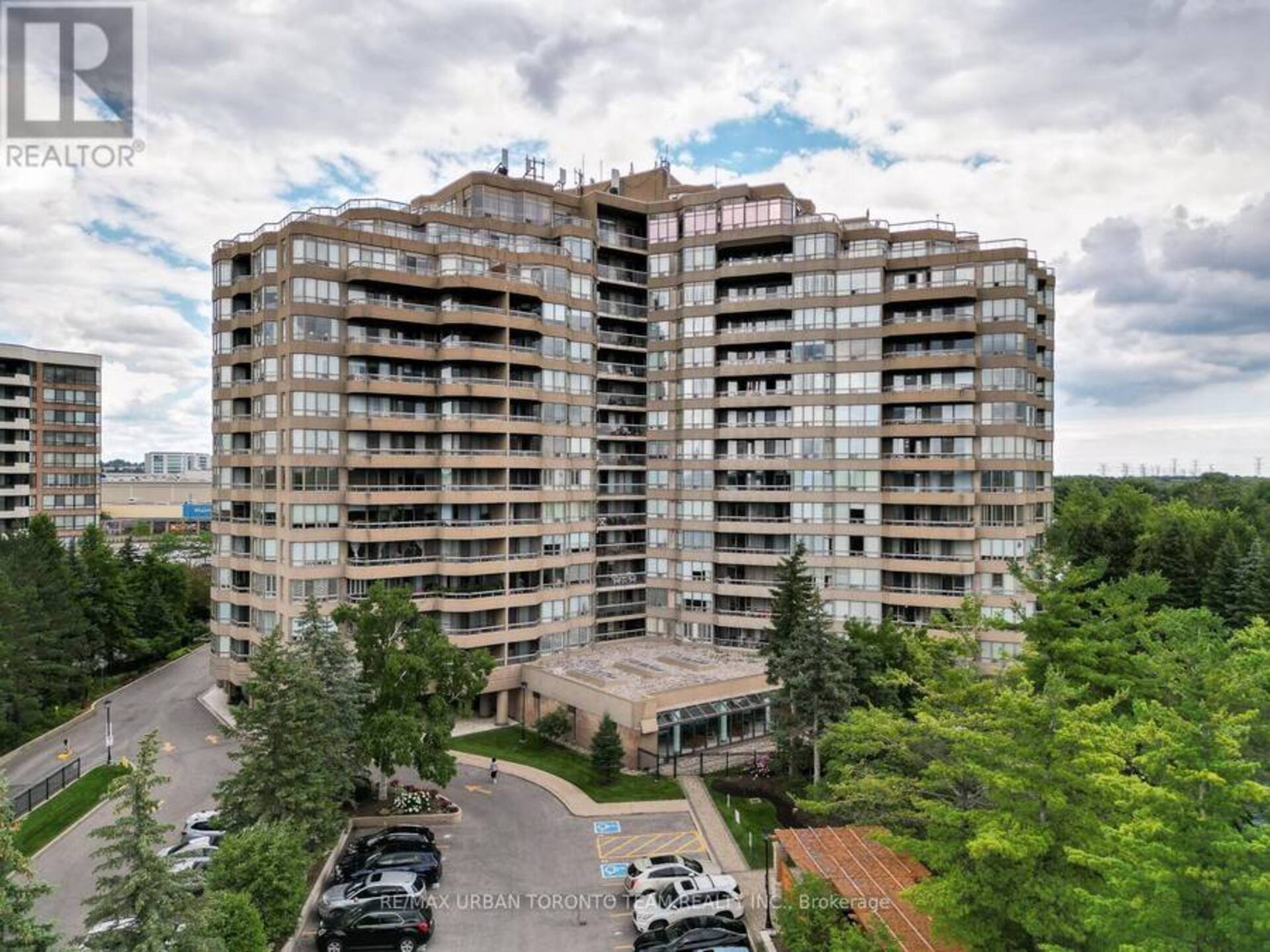 1012 - 610 BULLOCK DRIVE Markham 