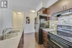 1115 - 35 SARANAC BOULEVARD Toronto