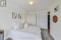 1115 - 35 SARANAC BOULEVARD Toronto