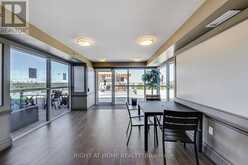 1115 - 35 SARANAC BOULEVARD Toronto