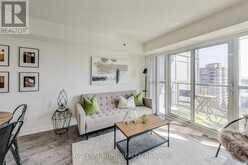 1115 - 35 SARANAC BOULEVARD Toronto