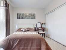 305 - 95 DUNDAS STREET W Oakville