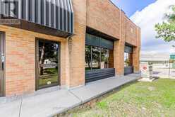 17 - 16 SIMS CRESCENT Richmond Hill 