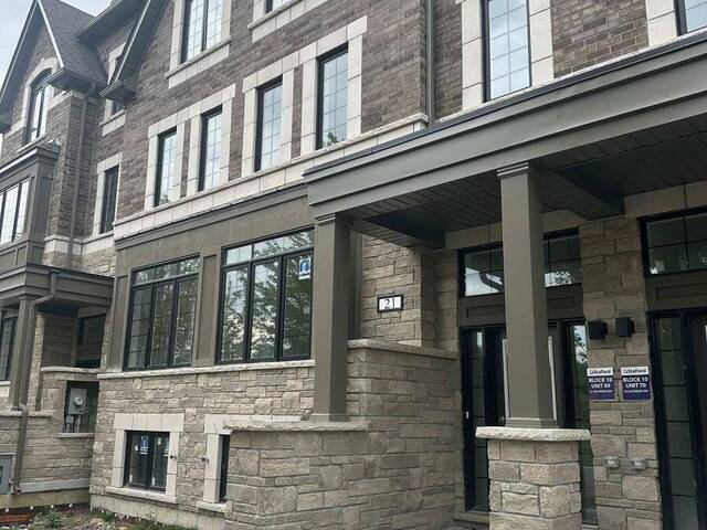 21 SELFRIDGE WAY Whitby  Ontario