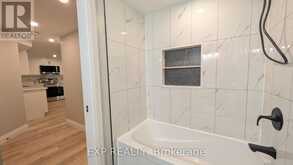 UNIT #2 - 4 SPENCER STREET Collingwood