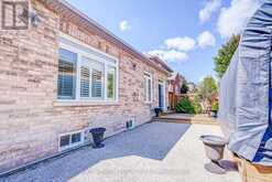 27 MCCANN CRESCENT Bradford/West Gwillimbury 