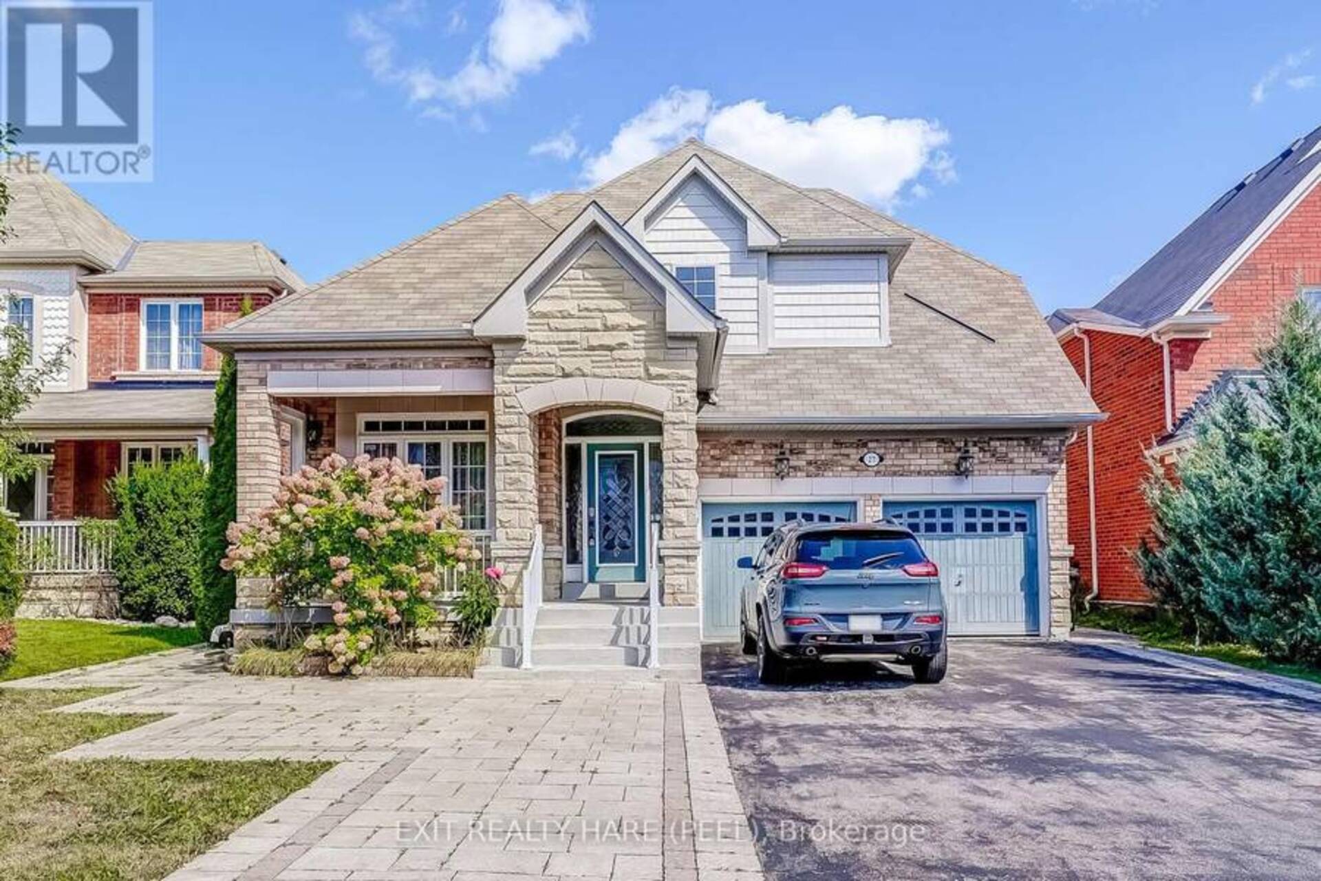 27 MCCANN CRESCENT Bradford/West Gwillimbury 