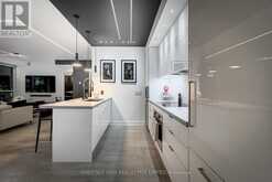 1001 - 110 MARINE PARADE DRIVE Toronto 