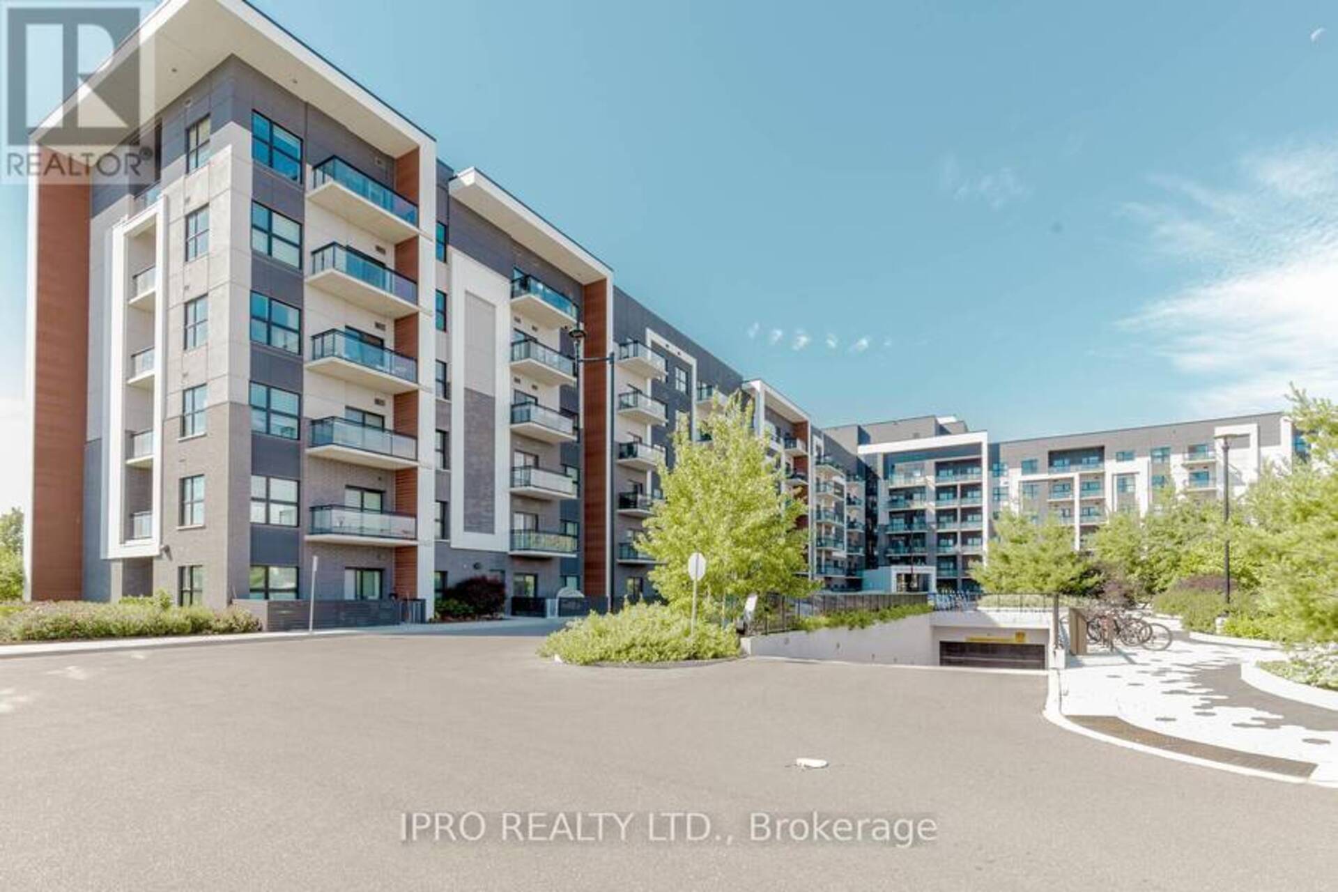 318 - 128 GROVEWOOD COMMON Oakville