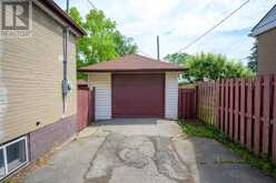 163 MAURICE DRIVE Oakville 