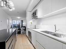 302 - 128 PEARS AVENUE Toronto