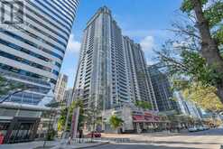 808 - 4968 YONGE STREET Toronto