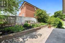 39 LORD SYDENHAM COURT Toronto