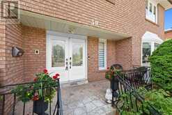 39 LORD SYDENHAM COURT Toronto