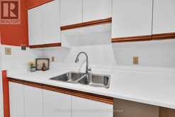 203 - 482 JAMES STREET N Hamilton 