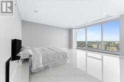 4001 - 50 YORKVILLE AVENUE Toronto