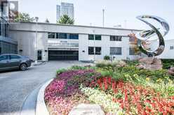 608 - 125 VILLAGE GREEN SQUARE Toronto