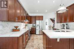 64 WESTMINSTER CIRCLE Barrie 