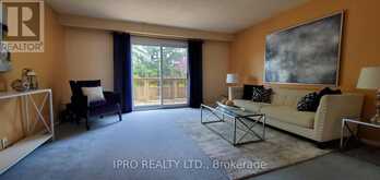 12 SIMMONS BOULEVARD Brampton