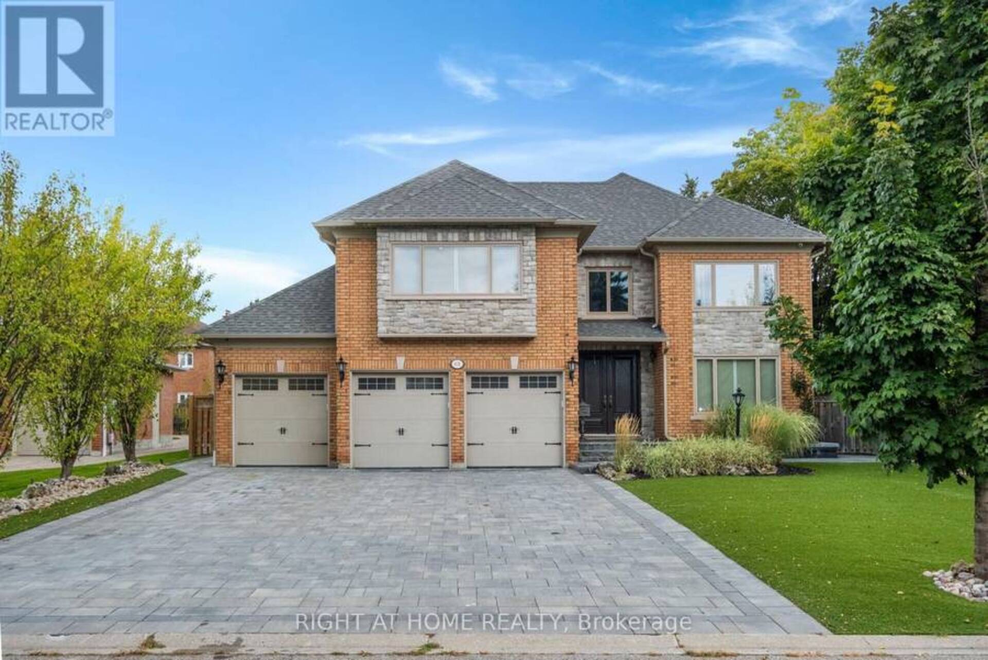 101 WOODGREEN DRIVE Vaughan 