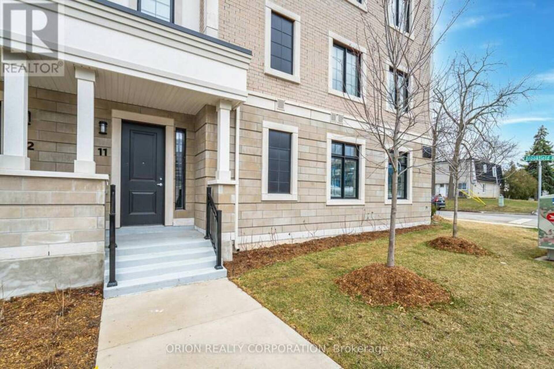 11 - 95 BROOKFIELD ROAD Oakville