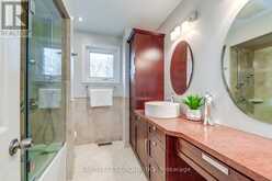 1152 MONTROSE ABBEY DRIVE Oakville 