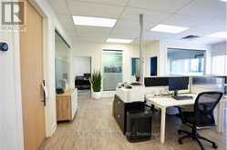 305 - 418 NORTH SERVICE ROAD E Oakville 