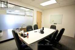 305 - 418 NORTH SERVICE ROAD E Oakville 