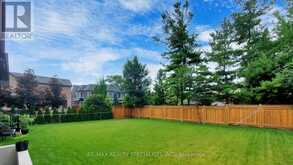 212 SOUTHVIEW ROAD Oakville 