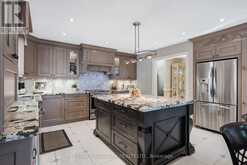 182 CLOVER LEAF STREET Vaughan 