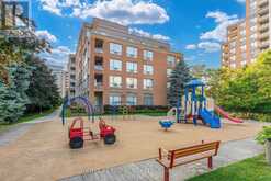 404 - 19 NORTHERN HEIGHTS DRIVE Richmond Hill 