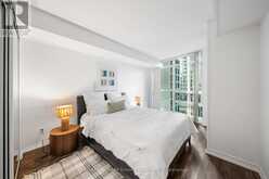 419 - 215 FORT YORK BOULEVARD Toronto