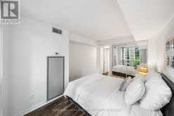 419 - 215 FORT YORK BOULEVARD Toronto