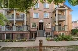 742 - 75 WELDRICK ROAD E Richmond Hill 