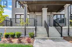 1 - 11 BAYNES WAY N Bradford/West Gwillimbury