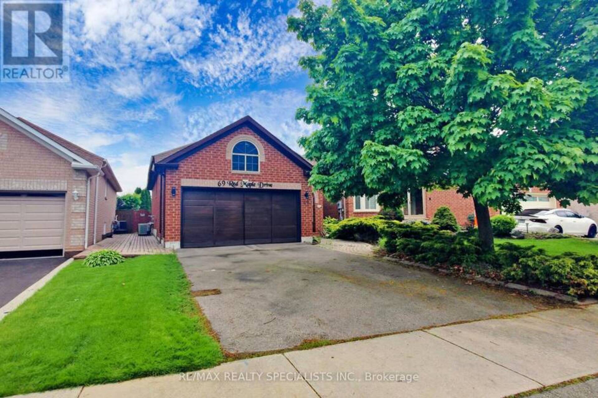 69 RED MAPLE DRIVE Brampton