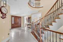 124 PATHLANE ROAD Richmond Hill 