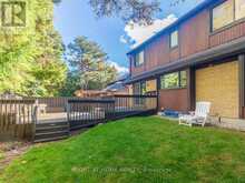 16 FERNSIDE COURT Toronto