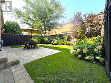 92 BARNWOOD DRIVE Richmond Hill 