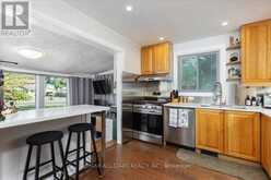 27 LAKESHORE ROAD Georgina 