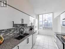 3807 - 208 ENFIELD PLACE Mississauga 