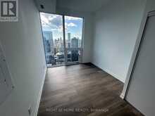 PH07 - 82 DALHOUSIE STREET Toronto