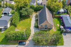 21 WINDSOR DRIVE N Whitchurch-Stouffville