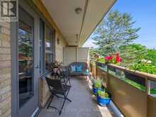 22 - 8 CORINTH GARDENS Toronto