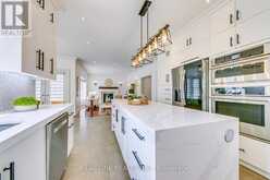 1299 BAYSHIRE DRIVE Oakville 